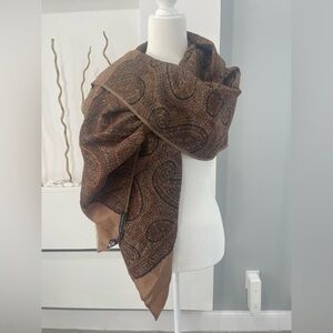 Elegant Brown Paisley Scarf